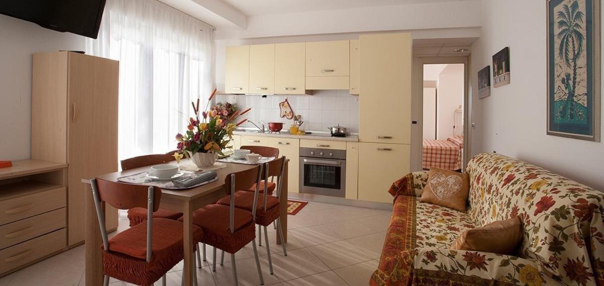 Casavacanze Internazionale Диано-Марина Экстерьер фото